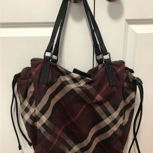Burberry Buckleigh Packable Tote - Black/Burgundy Plaid Print